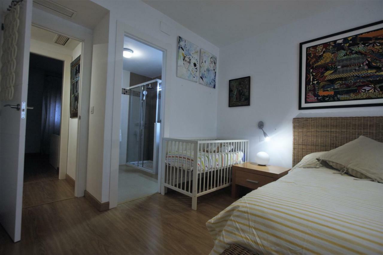 Bonito apart. con PARKING Y PISCINA Mairena del Aljarafe Esterno foto