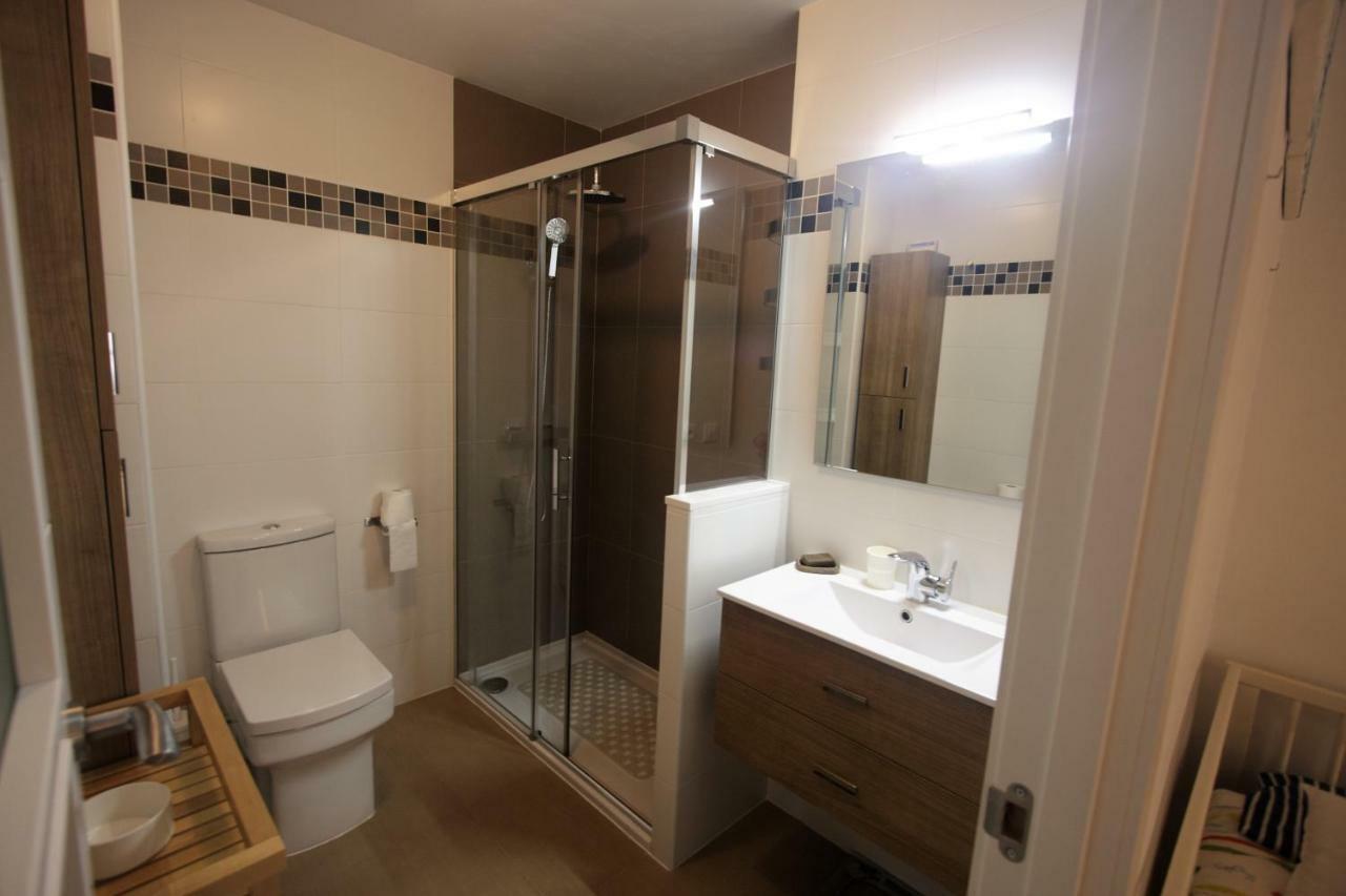 Bonito apart. con PARKING Y PISCINA Mairena del Aljarafe Esterno foto