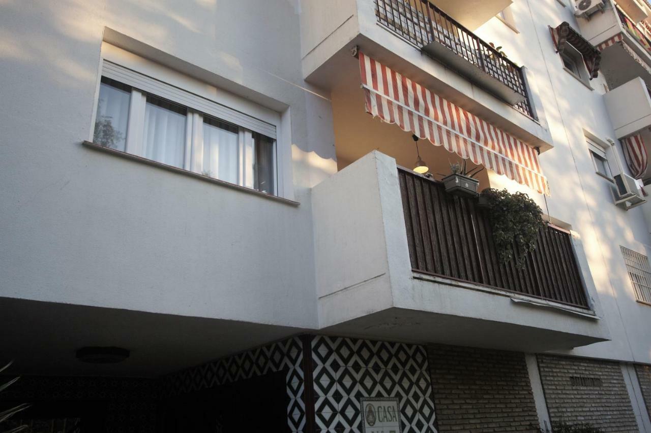 Bonito apart. con PARKING Y PISCINA Mairena del Aljarafe Esterno foto